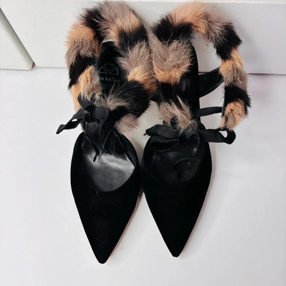 Price is firm DEE KELLER Velvet Pointed Toe Fur Trim Stiletto Heels Size 7.5